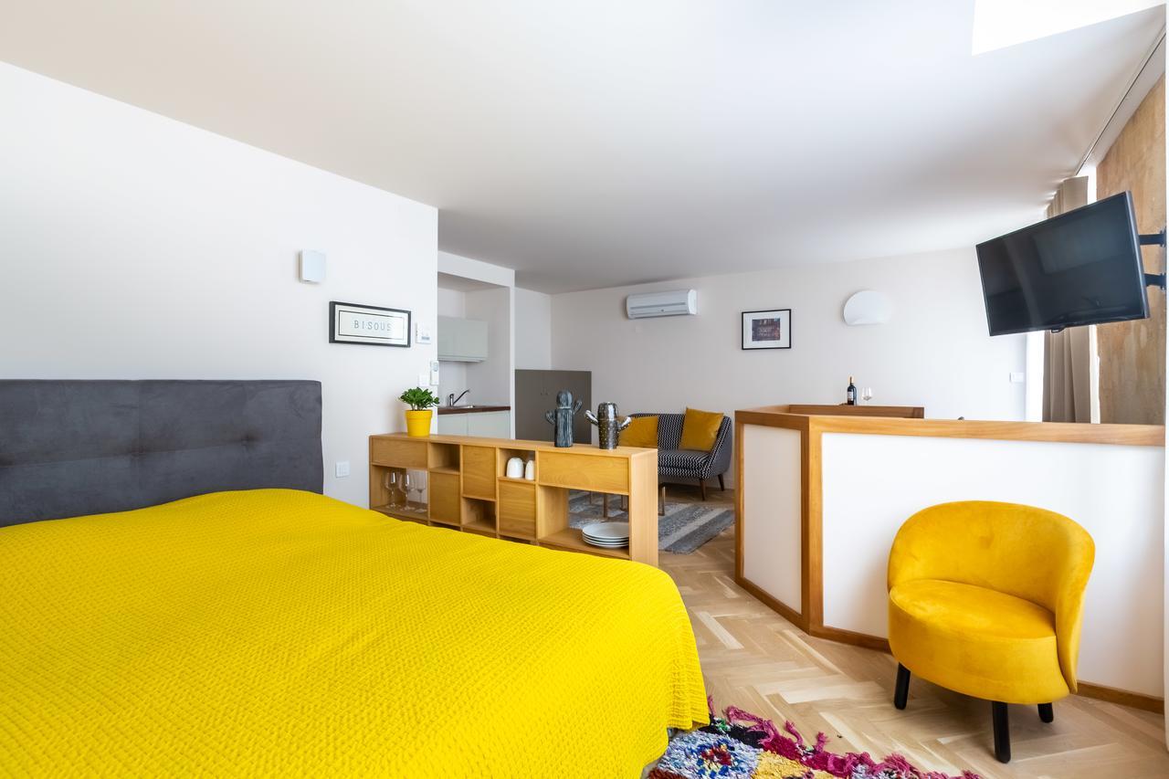 Les De Saint Amand Apartment *
